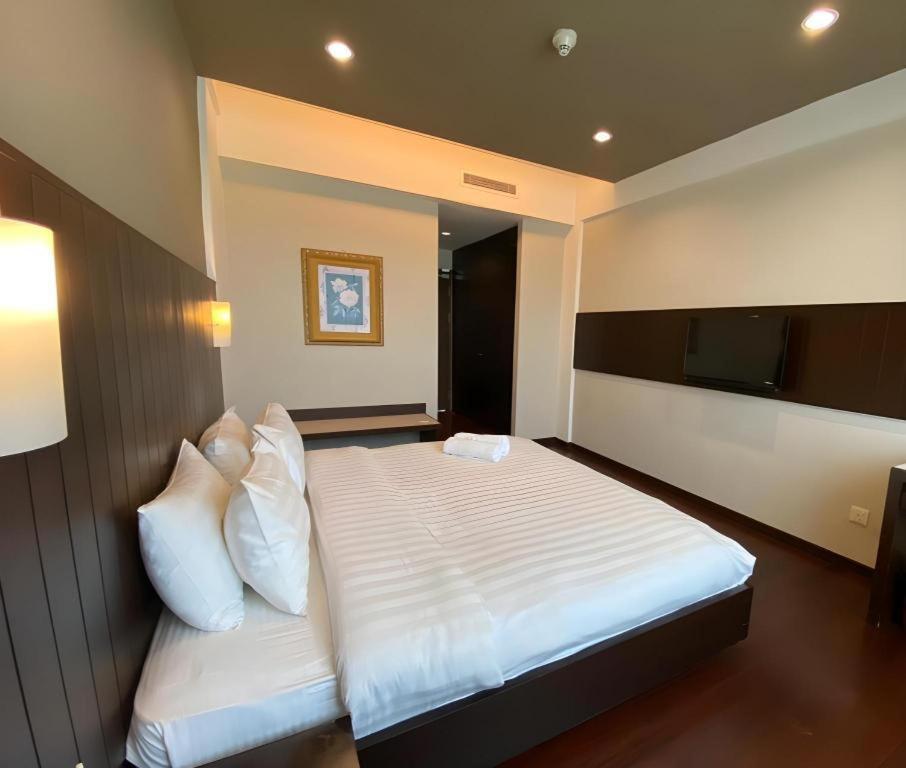 Kemena View Hotel Kuching Buitenkant foto