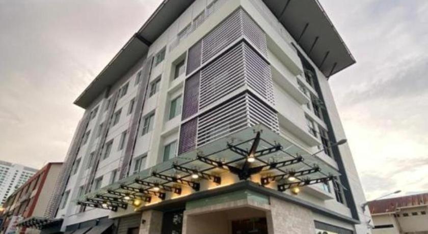 Kemena View Hotel Kuching Buitenkant foto