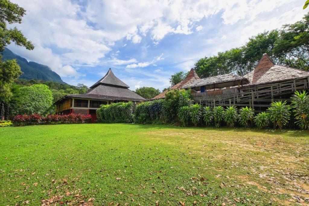 Kemena View Hotel Kuching Buitenkant foto